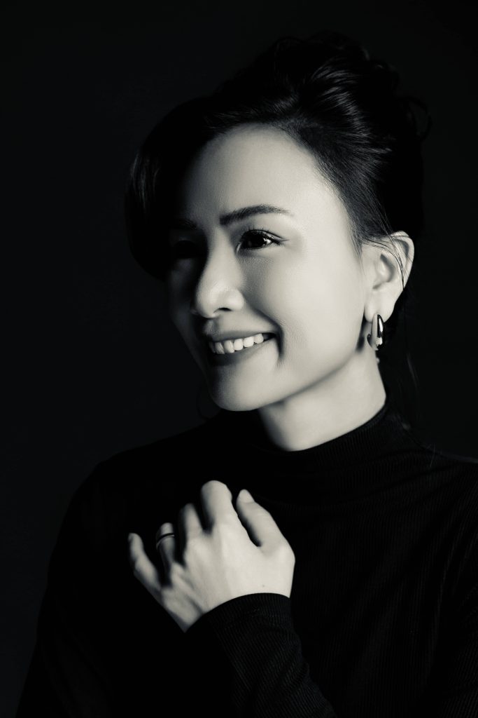 Madam Lai Hoc vien Fei 2